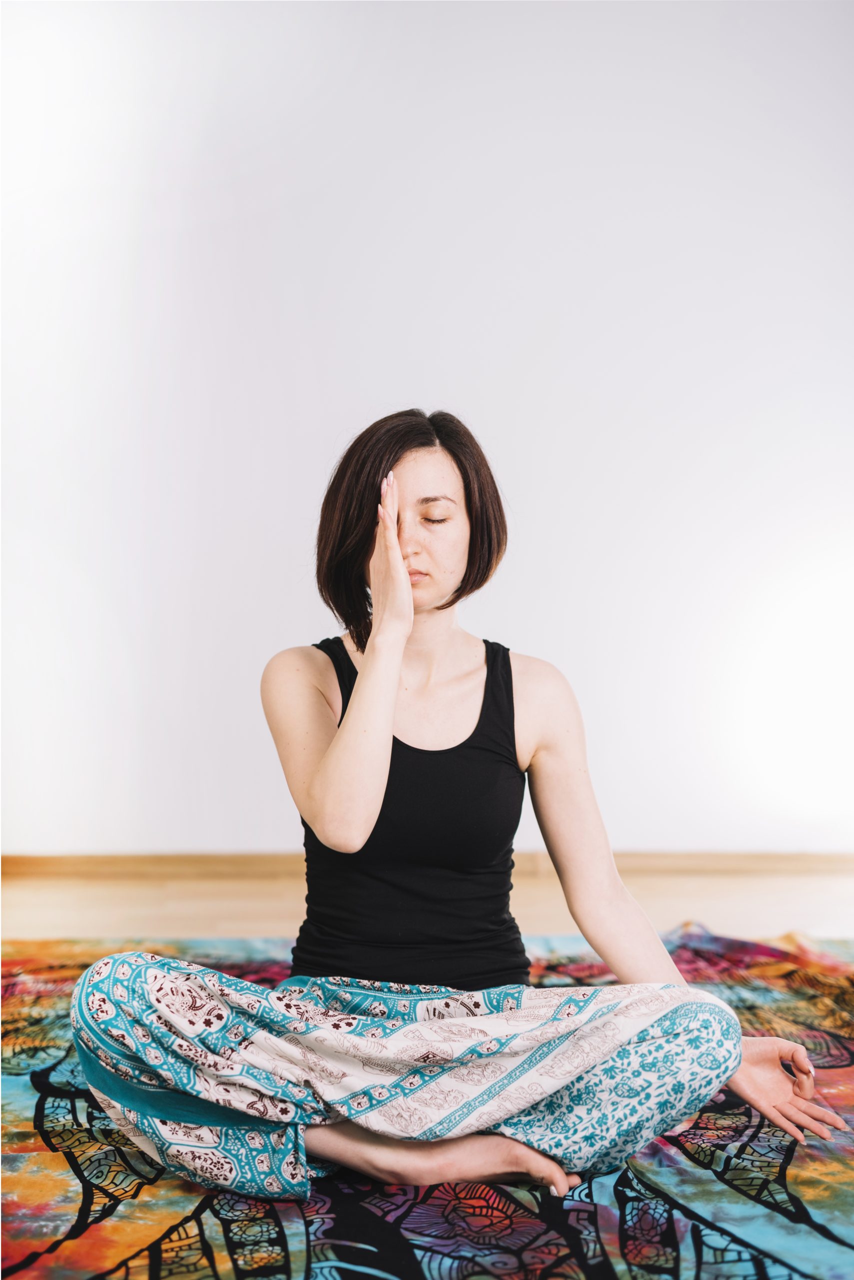 Exploring the Benefits of Yoga and Meditation for Total Well-being