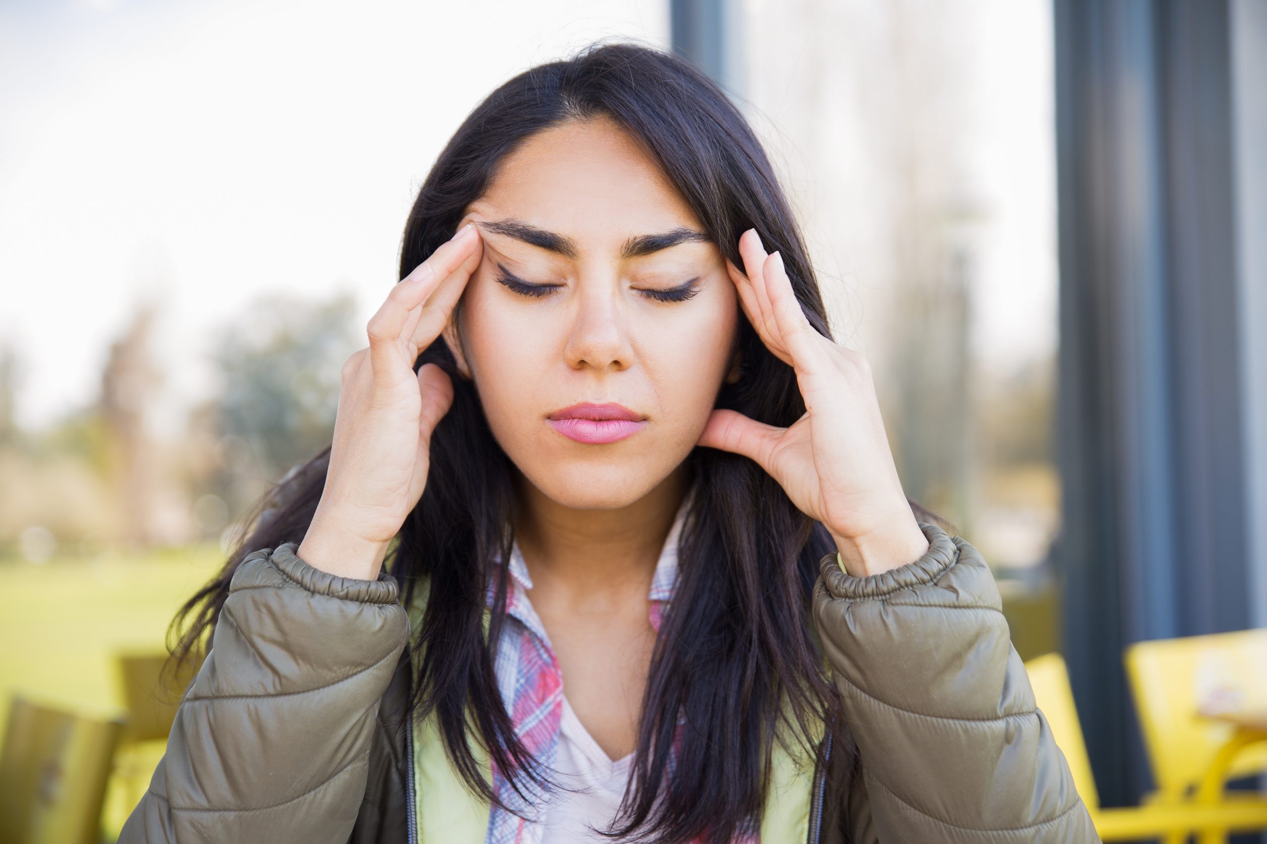 Dealing with Seasonal Migraines: Causes and Treatment Options